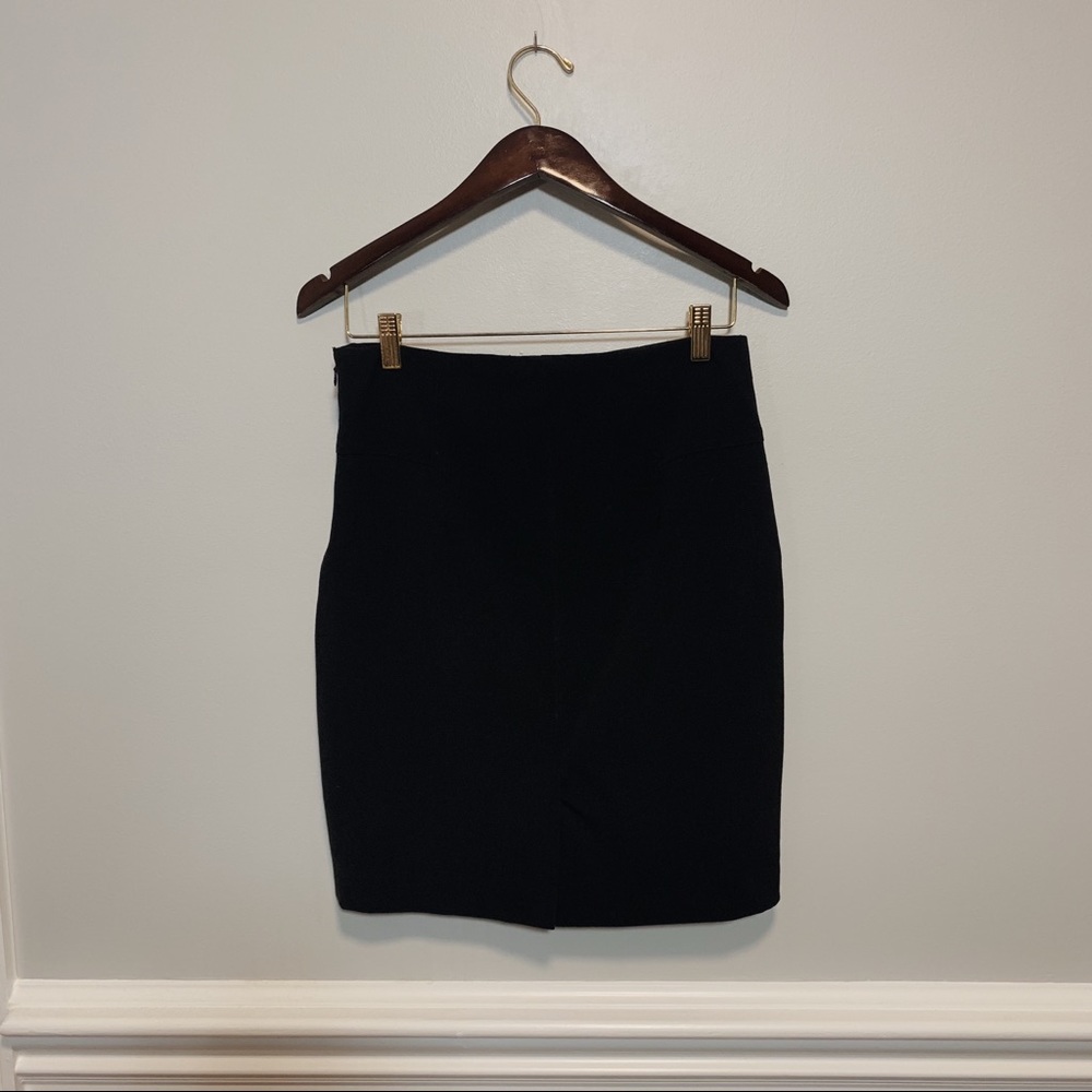 The Limited - size 4 black skirt
